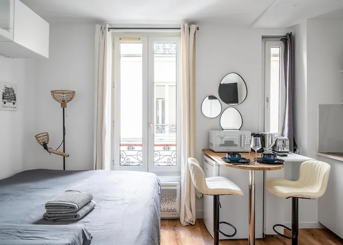 Rue Daguerre - Quiet & Welcoming & Well Connected