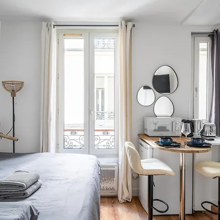 Paris Studio Rue Daguerre - All Bills Included - Quiet & Welcoming - Direct Train From Cdg Airport